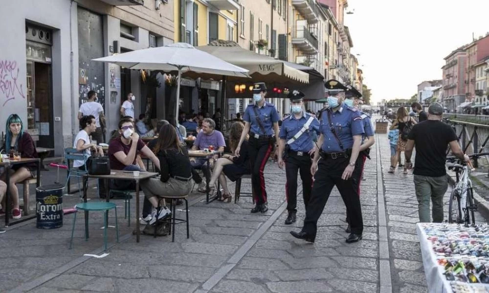 Μείωση παρουσιάζουν τα κρούσματα κορονοϊού στην Ιταλία